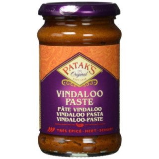 Pataks Vindaloo Paste. Create a fiery Goan style curry with this hot spice blend.